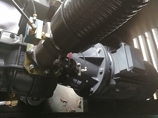 181247895.jpg 09.jpg